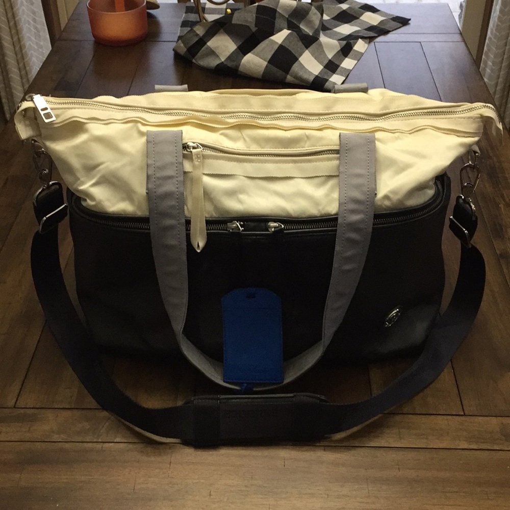 Lululemon gym / tote bag